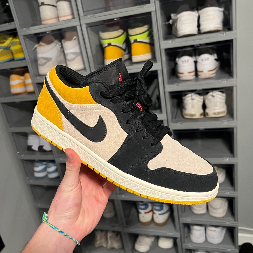 Jordan 1 Low - Sail University Gold Black